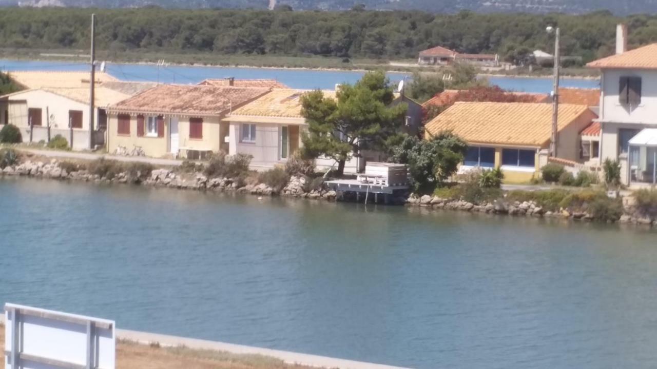 Cabanes Des Aresquiers فرونتينيان المظهر الخارجي الصورة